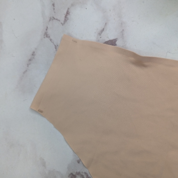 Everlane Underwear Women Seamless Panty Invisible Renew Thong High Cut - Picture 3 of 11